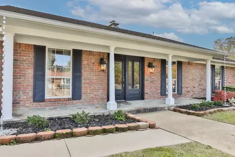 69 Tanglewood St, Athens, TX 75751