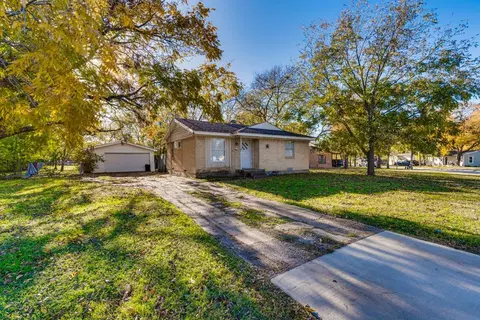 1128 Powell Cir, Mesquite, TX 75149