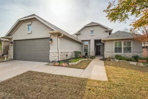 10901 Southerland Dr, Denton, TX 76207