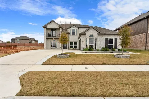 8825 Becker Ave, Fort Worth, TX 76123
