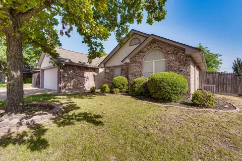2807 Oriental Ave, Midlothian, TX 76065