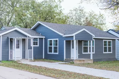 507 S Santa Fe St, Wolfe City, TX 75496