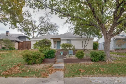 7818 Ridgemar Dr, Dallas, TX 75231