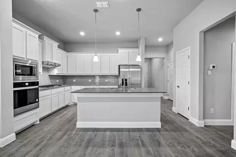 1608 Buzzard Rd, Denton, TX 76205 photo 2