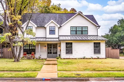 9712 Robin Hill Ln, Dallas, TX 75238