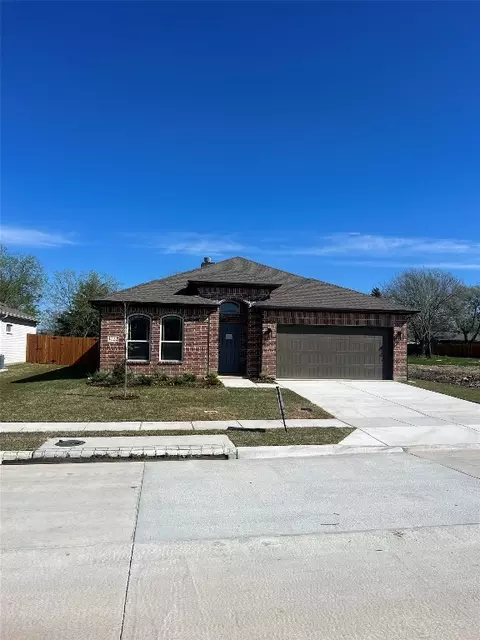 1222 Anderson Dr, Trenton, TX 75490