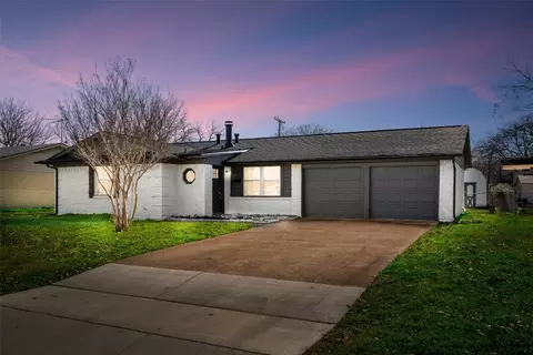 4725 Everest Dr, Fort Worth, TX 76132