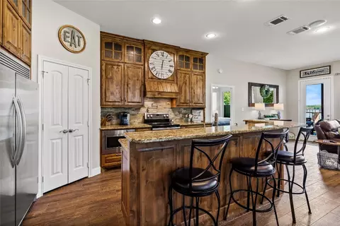 13700 Park Harbor Dr, Eustace, TX 75124 photo 8