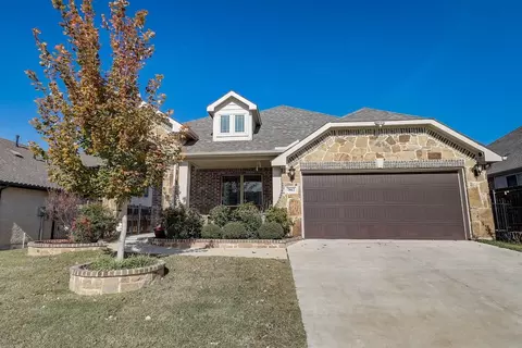 7012 Water Meadows Dr, Fort Worth, TX 76123