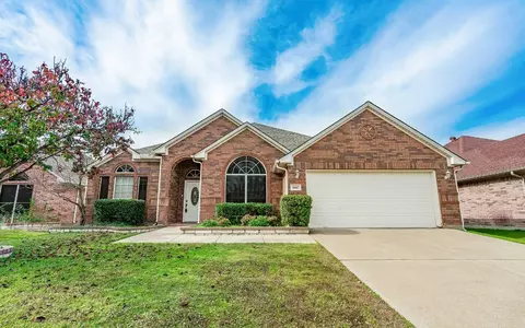 4687 Sarum Ct, Grand Prairie, TX 75052