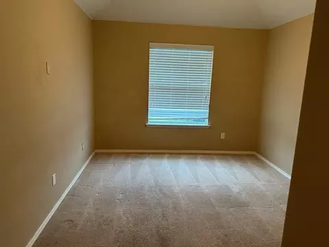422 E Whitener Rd, Euless, TX 76040 photo 7