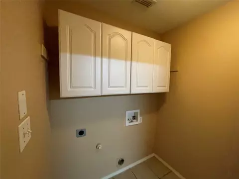 422 E Whitener Rd, Euless, TX 76040 photo 10