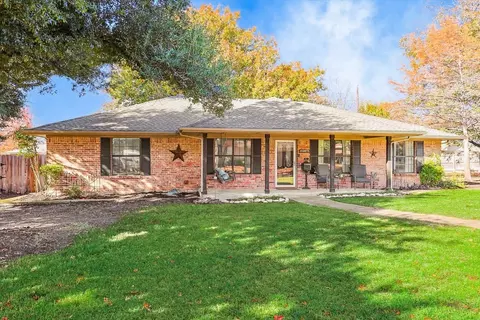419 Jouette St, Farmersville, TX 75442