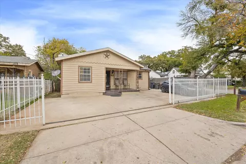 3421 Wilbarger St, Fort Worth, TX 76119
