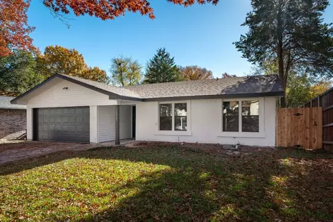 10922 Listi Dr, Dallas, TX 75238