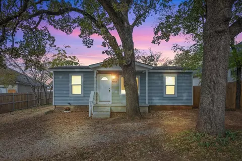 4805 Ramey Ave, Fort Worth, TX 76105