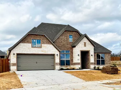 3141 Blue Hill Ct, Burleson, TX 76028