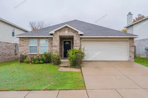1813 J Cheshier Rd, Justin, TX 76247