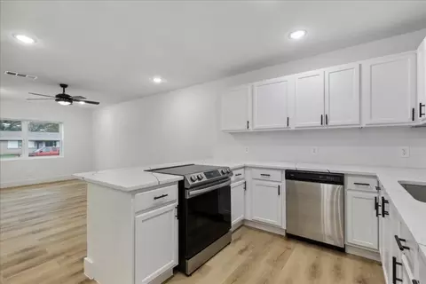 1817 Cunningham St, Irving, TX 75062 photo 13
