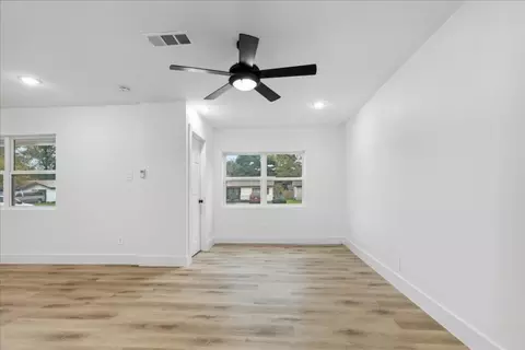 1817 Cunningham St, Irving, TX 75062 photo 14