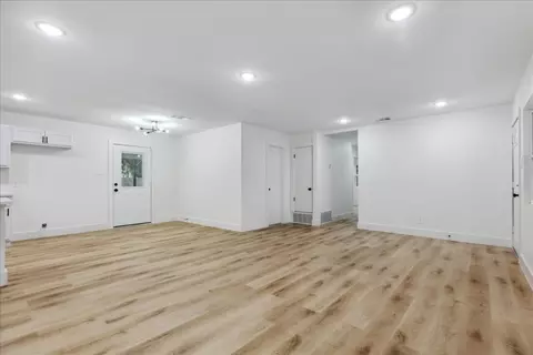 1817 Cunningham St, Irving, TX 75062 photo 16