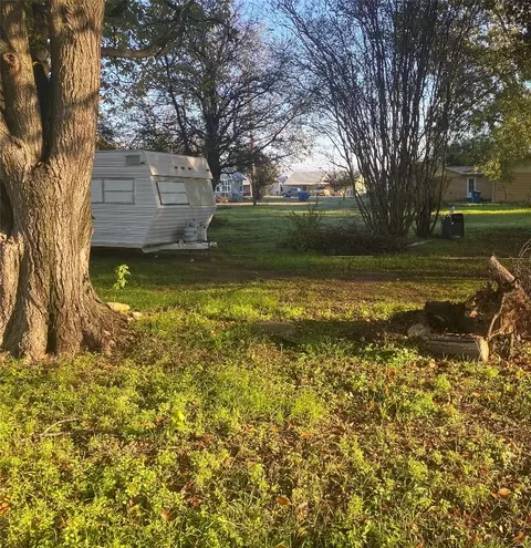 Tbd Lot 7 E Davis Street, Whitney, TX 76692