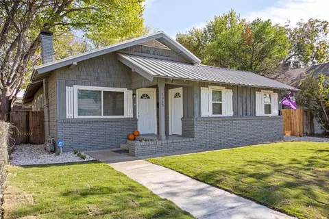 3005 College Ave, Fort Worth, TX 76110