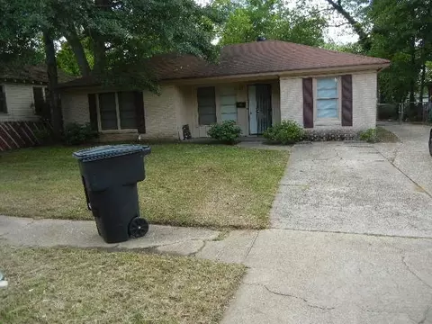 4250 Saint Vincent Ave, Shreveport, LA 71108