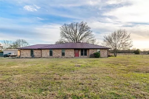 13346 Fr 196, Deport, TX 75435