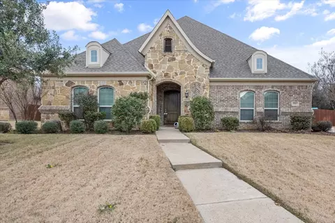 705 Elm Creek Cir, Mansfield, TX 76063