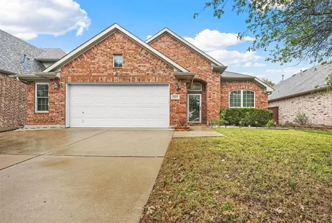 9800 Mcfarring Dr, Fort Worth, TX 76244