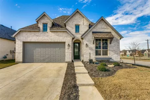 1613 Chickadee Dr, Argyle, TX 76226