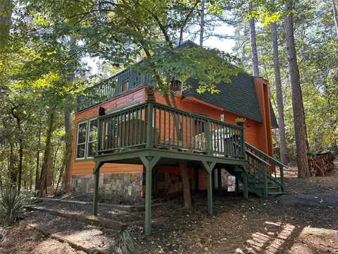249 Bobwhite Ln, Holly Lake Ranch, TX 75765