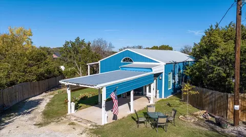 810 Tepee Trl, Granbury, TX 76048