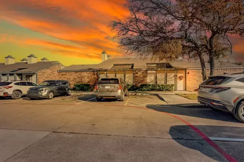 634 Bellaire Dr #C, Hurst, TX 76053