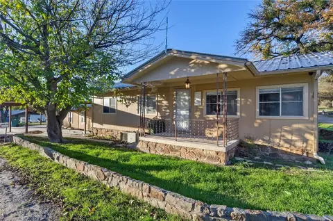 142 Bass Ln, Bridgeport, TX 76426