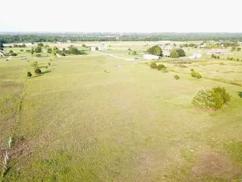 3764 Preakness Ct, Cleburne, TX 76033