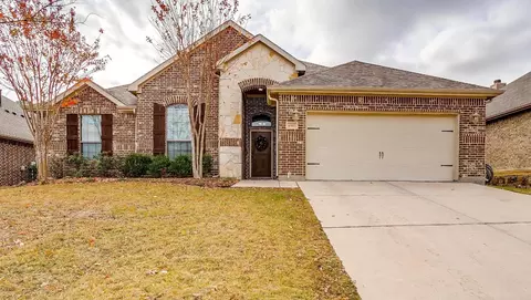 10965 Silver Horn Dr, Fort Worth, TX 76108