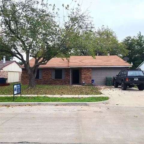 4302 Martindale Dr, Garland, TX 75043