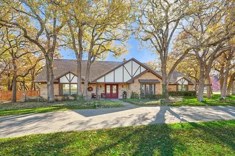 100 Shady Oaks Ln, Double Oak, TX 75077
