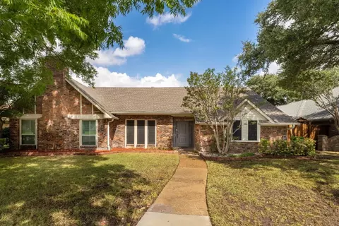 2105 Cross Bend Rd, Plano, TX 75023