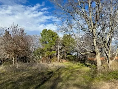 10766 Waco Bay Loop, Wills Point, TX 75169