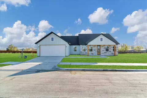 564 Highview Ct, Godley, TX 76044
