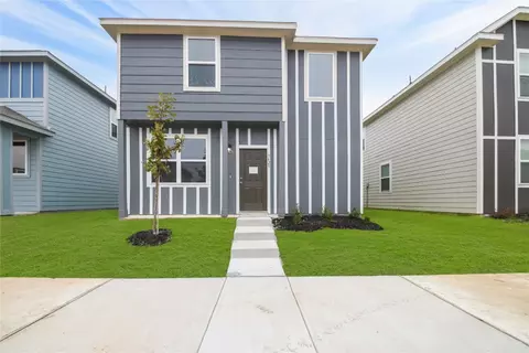 5625 Topwater Trl, Fort Worth, TX 76119
