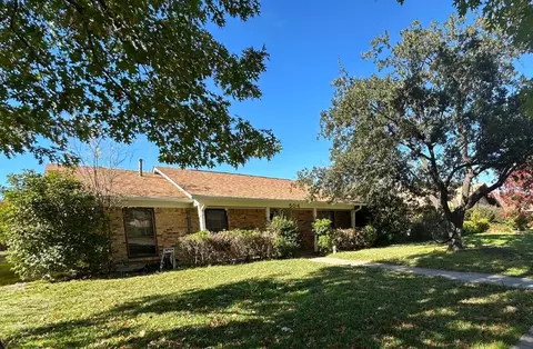 504 Dinalynn St, Mesquite, TX 75149