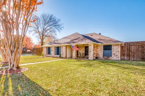 4001 Highmeadow Dr, Rowlett, TX 75088