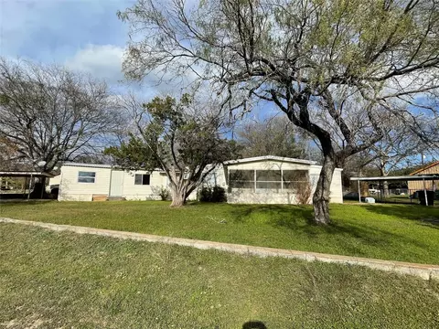 166 County Rd 1806, Clifton, TX 76634