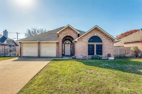 8117 Spinnaker Cv, Rowlett, TX 75089