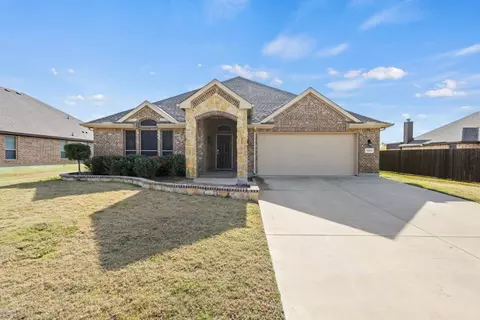 1222 Daventry Dr, Glenn Heights, TX 75154