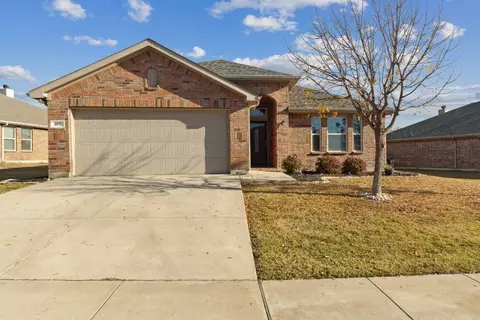 377 Coral Vine Ln, Burleson, TX 76028